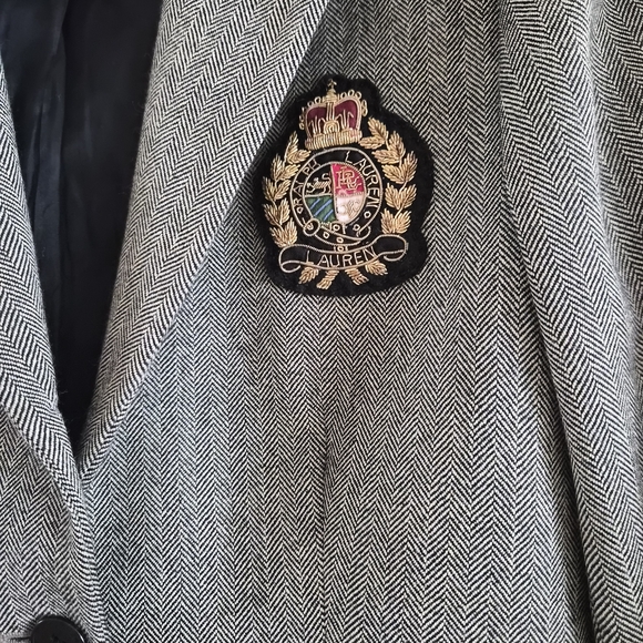 Ralph Lauren Gray Blazer with Embroidered Emblem - Picture 2 of 10